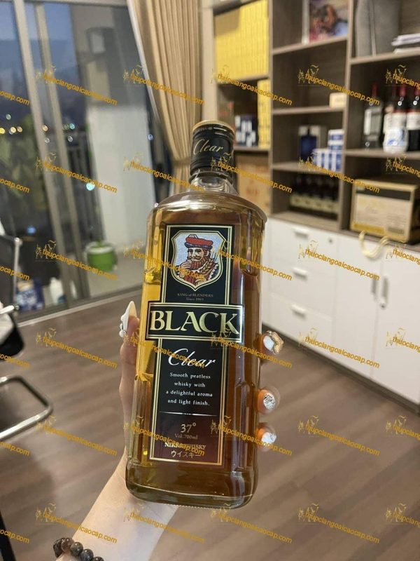 Rượi Whisky Black Clear 700ml của Nhật Bản