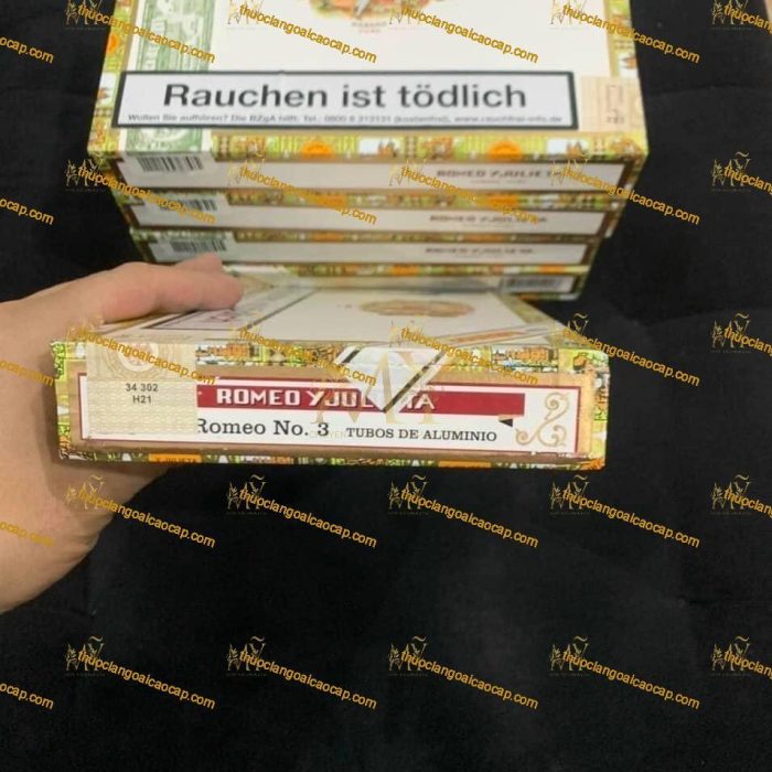Xì gà Romeo Y Julieta Romeo No.3 Tubos