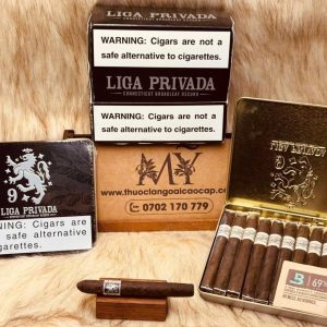 Xì gà Liga Privada No.9 Coronets